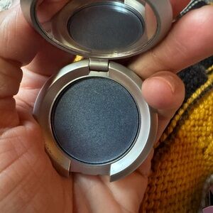 T. LeClerc Paris powder eyeshadow shimmer 114 blue nuit bean new in package